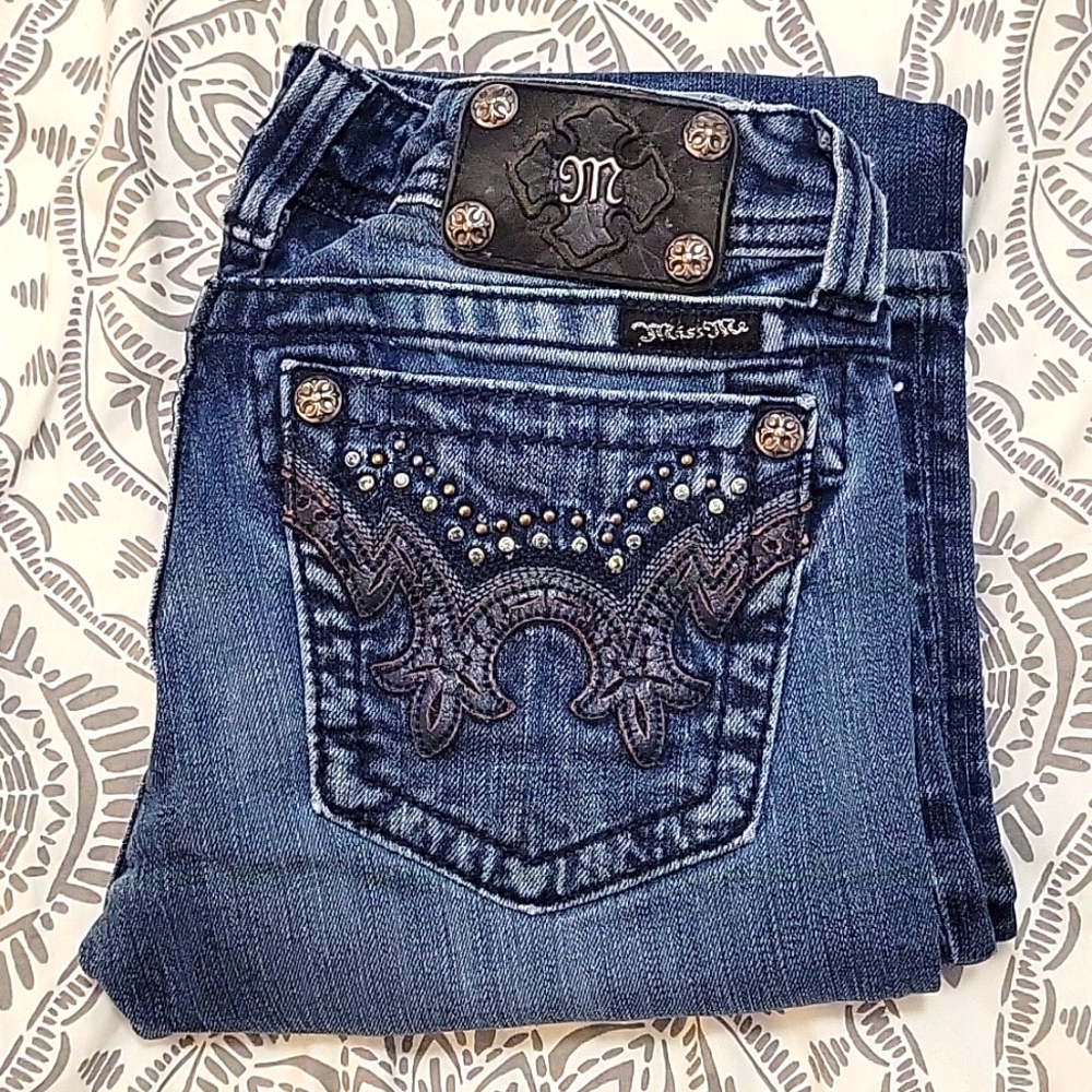 MISS ME Boot Cut Jeans. Size 28 Inseam 31"